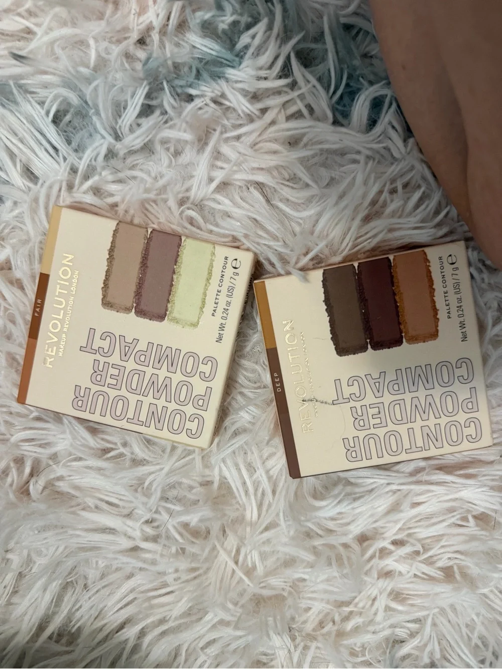 Revolution Contour Powder Compact Duo – Brown, Tan, Cream & Green Tones